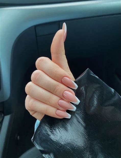 Пин от пользователя Jessica на доске Winter Nails | Сиреневые ногти ...
