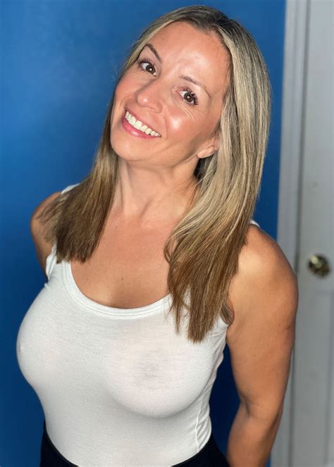 198 best u/mandy_midwest images on Pholder | Milf, Hot Moms and Braless