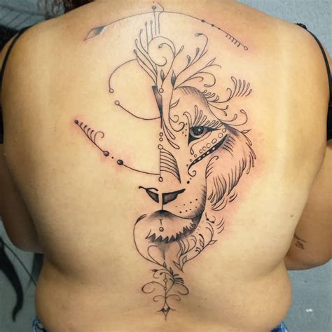 Tatu De Leao Nas Costas - Tatuagem de leão nas costas: 40 imagens lindas e cheias de garra