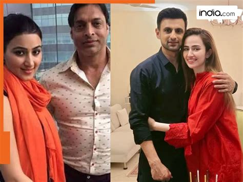 shoaib akhtar met rubab khan  hajj pilgrimage