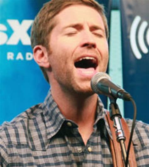 Josh Turner, ‘Live Across America’ CD Captures Stage ‘Magic’