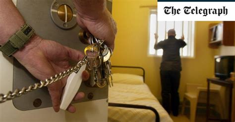 prisoner trapped  jail   decade longer   original