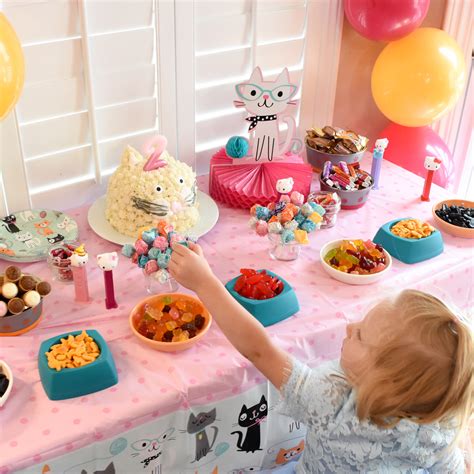 Kitty Cat Party - Live Like You Are Rich
