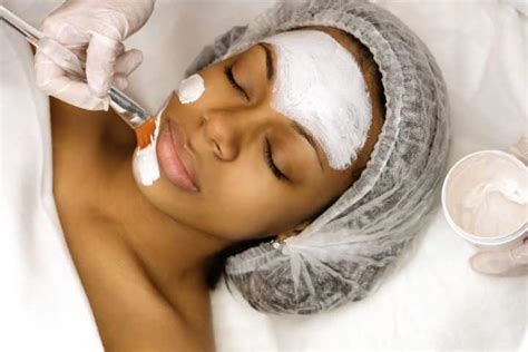 long       esthetician
