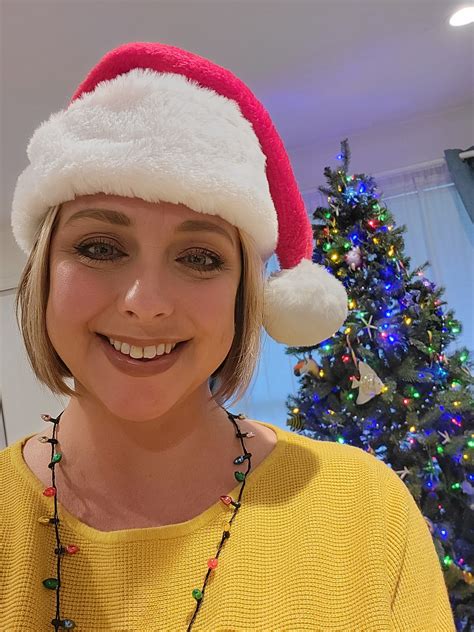 TW Pornstars - Goddess Brianna/Brianna Beach. Twitter. Happy holiday