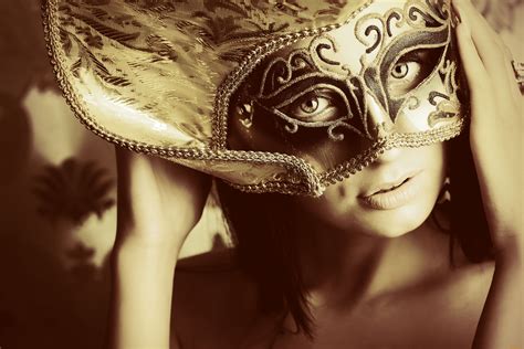 women's mask costumes 7
