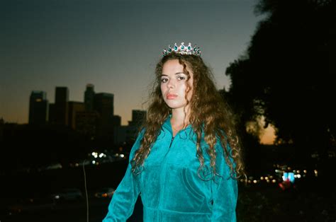 If You Haven't Met Nilüfer Yanya Yet, It's Time You Do