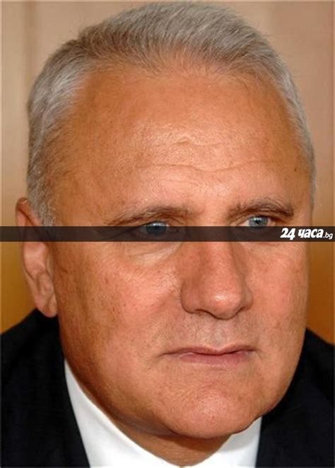 Уволненият шеф на "Военна информация" Веселин Иванов: Очаквах го