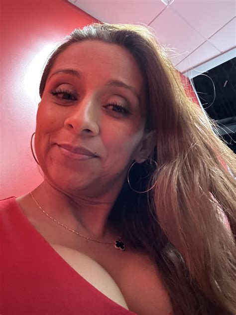 Not much right 🫦? : r/Only_MILF