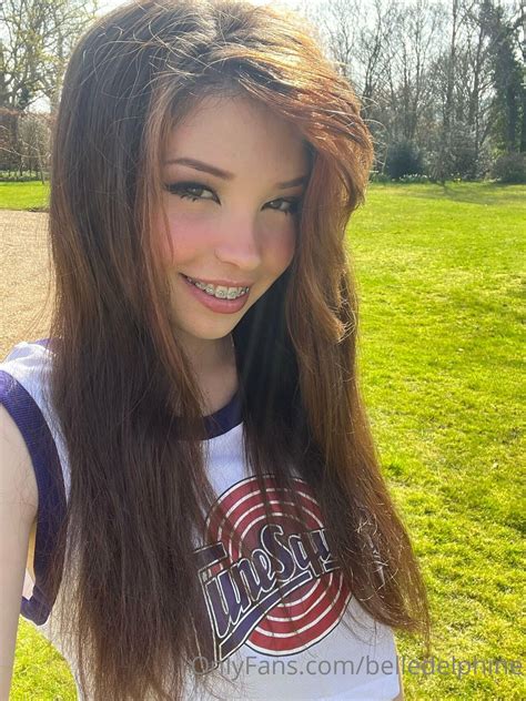 Depvailon.Com: Belle Delphine - Lola Bunny | Page 1/4