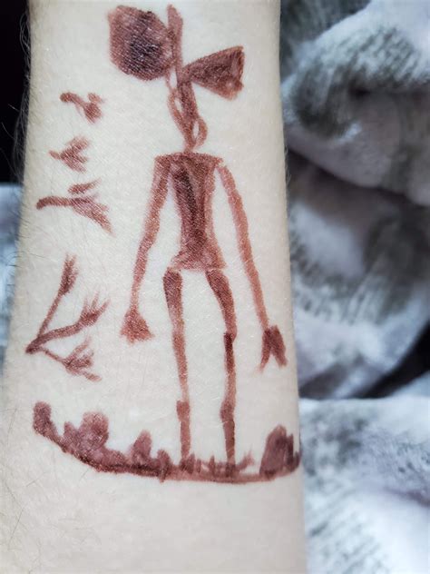 Siren head henna tattoo, classic sirenhead, by luckymoonfall, 2021 : r