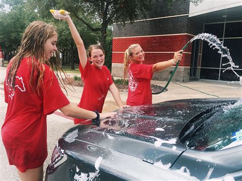 Memorial Cheer Car Wash Raises Money for NYC Trip | The Buzz Magazines