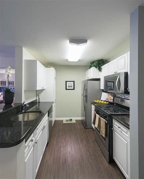 Photos and Tours of Inwood West | Woburn MA