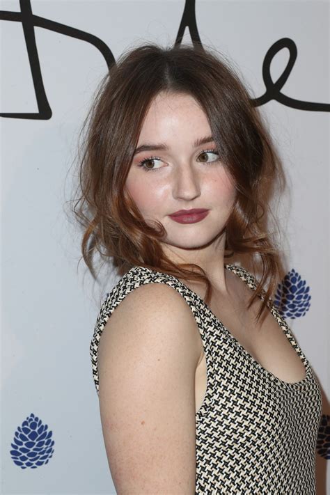 Kaitlyn Dever Gerechtfertigt