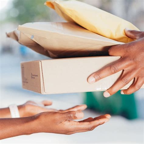 UK Parcel Delivery - World Options