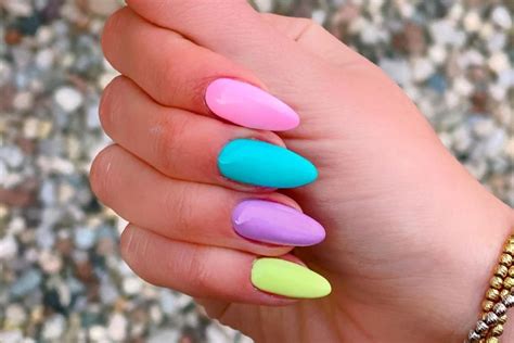 Unhas Em Gel Cores Da Moda - Unhas de Gel Decoradas 2025: Tendências, Cores e Inspirações