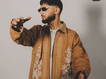 harnoor unveils highly anticipated single luv drug promising