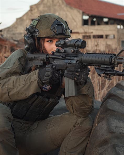 Gun Waifu on Twitter: "it’s either you’re on my side, by my side or in