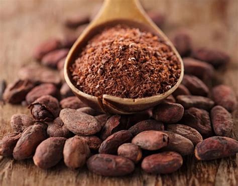 Natural Cacao Beans, Organic Vanilla & Moringa Leaves : Royal Agri