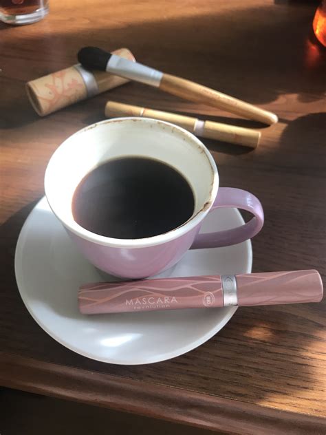 Mascara Revolution Couleur Caramel ♥️♥️ | Clean makeup, Non toxic ...