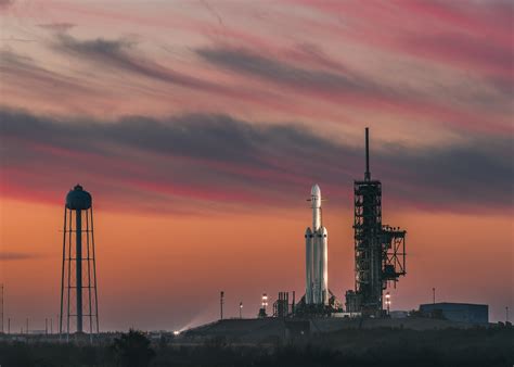 2K, Falcon Heavy, rocket, launch pads, SpaceX, Cape Canaveral HD Wallpaper