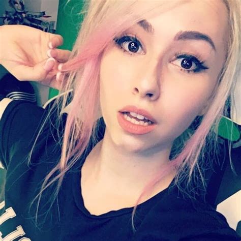 Nikki921 | SimilarWorlds