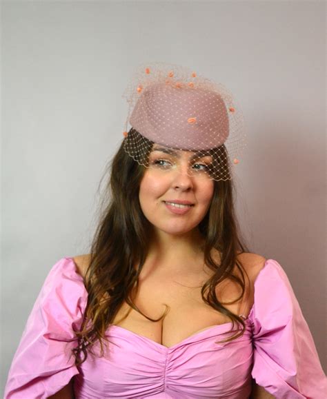 pink pillbox hat, pink winter hat, pink felt hat, guest wedd - Inspire ...