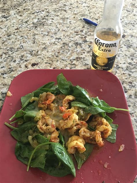 DezVixen - #ChefVixen omgggg this is soooo good!! Spinach & Shrimp