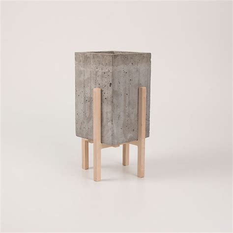 MODERN CONCRETE & WOOD PLANTERS - mmminimal