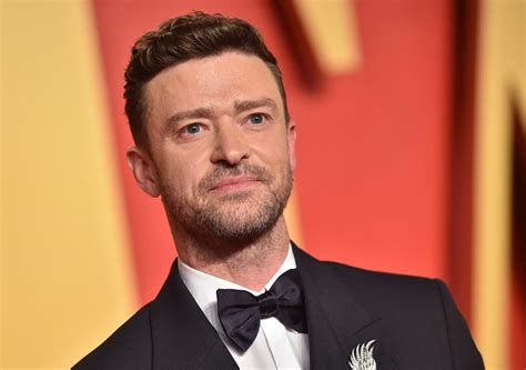 Justin Timberlake Confronts Fans Challenging Him To A Car 'Race'