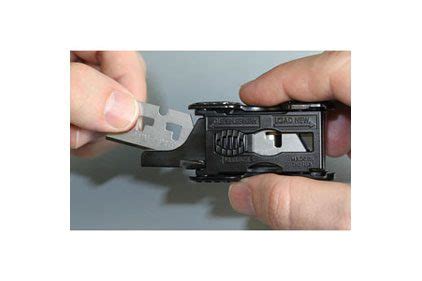 pocket blade dispenser  pacific handy cutter     ishn