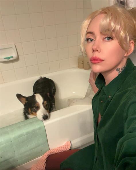 Della Temple (@delladream) • Instagram photos and videos