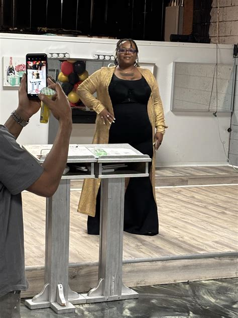 CURVY Bombshell BBW MODEL