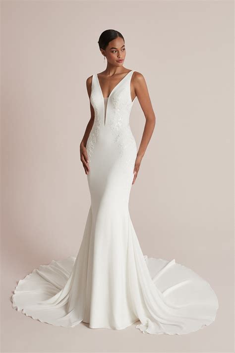 Simple Wedding Dresses