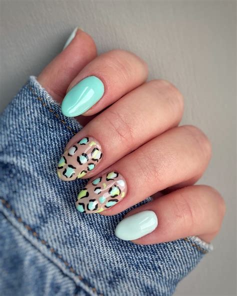 Blue Nail Color: The Ultimate Guide to Bold, Beautiful Manicures 4