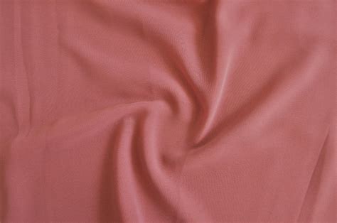 Шифон: история происхождения ткани, основные виды и сферы применения ...