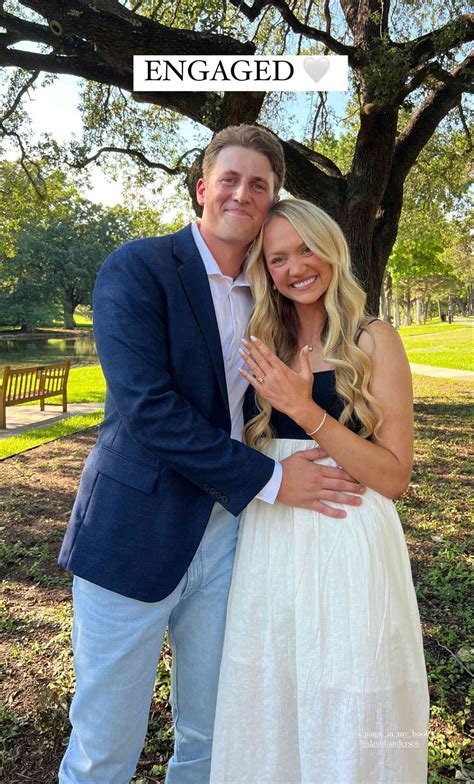 'Pioneer Woman' Ree Drummond's Daughter Paige Is Engaged: Photo