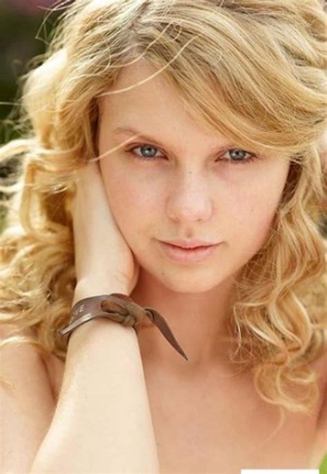 20 Pictures of Young Taylor Swift Before She Was Famous - AMZ Newspaper