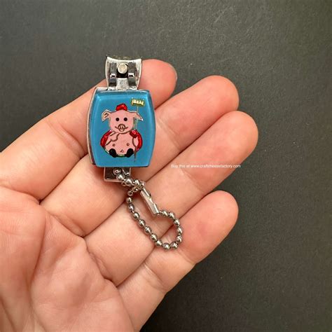 Vintage antique enamel nail clipper Chinese beauty women lady ...
