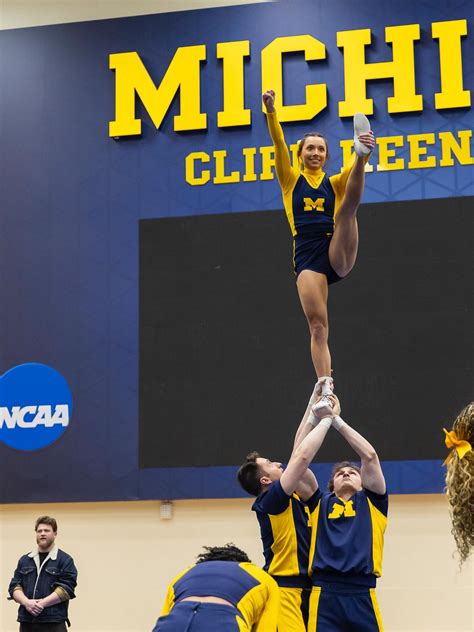 AVA AXELROOD | Online Fitness Coach + NASM CPT 🤍 (@avaaxe) • Instagram