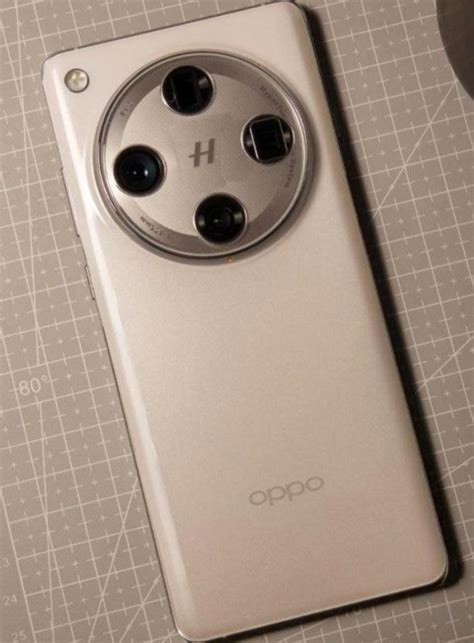 OPPO Find X8 Ultra全方位解析：关键配置已清晰，或是旗舰新皇！|旗舰|新机|镜头_新浪新闻