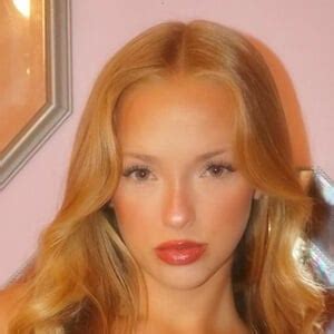 Julia Filippo - Age, Bio, Family | Famous Birthdays