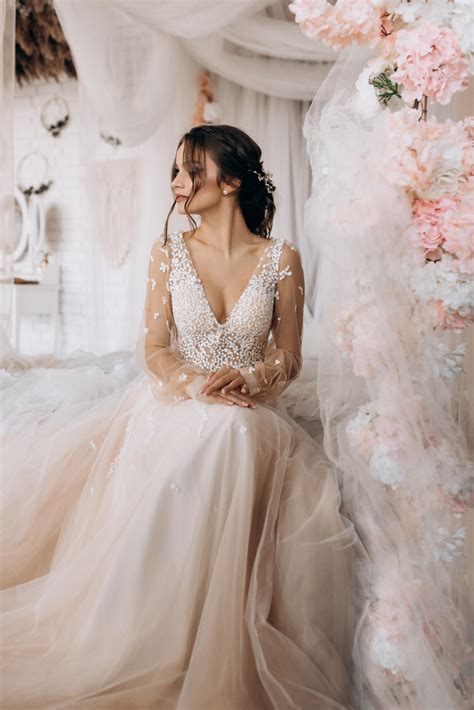 Wedding Collections - AREUS LIMITED