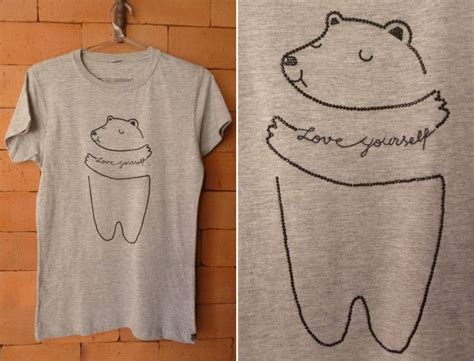 Customizando T-Shirt básica Cristais | Tshirt diy, Diy-t-shirt, Shirt diy