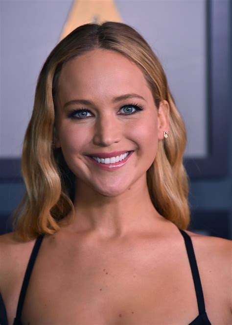 JLaw for Esquire : r/JenniferLawrence