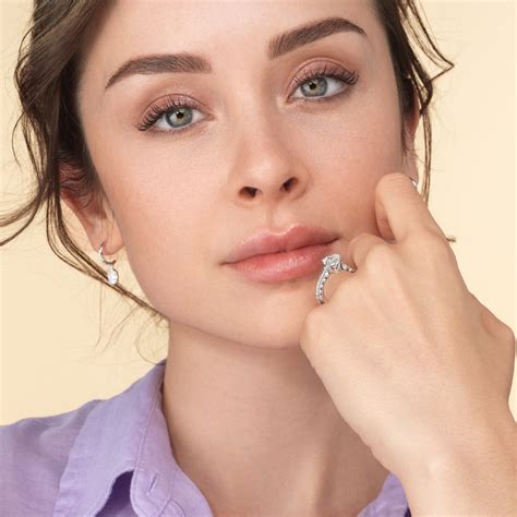 Vintage Classic Hidden Halo Engagement Ring – With Clarity