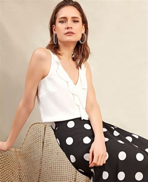 Wallis (@wallisfashion) • Instagram photos and videos | Polka dots fashion, Style, Wallis fashion