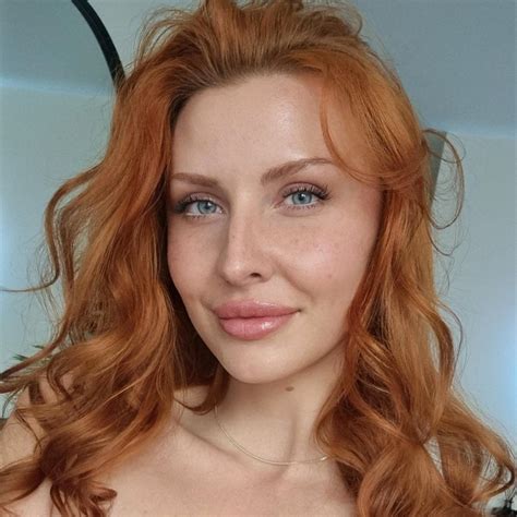 318 best Redhead Selfie images on Pholder | SFW Redheads, Redhead