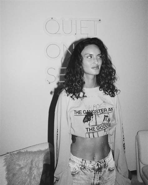 Julia Rose | swipe to the end to see some ass | Instagram