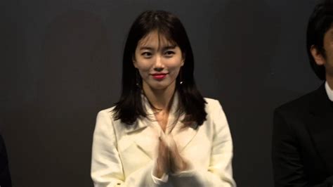 4K SUZY 수지 151128 천호CGV 도리화가 무대인사 - YouTube
